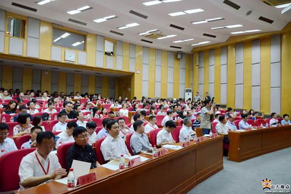http://www.view.sdu.edu.cn/__local/7/40/73/688572B6386C3DDBC693597DCC1_5BB42E07_158F08.jpg